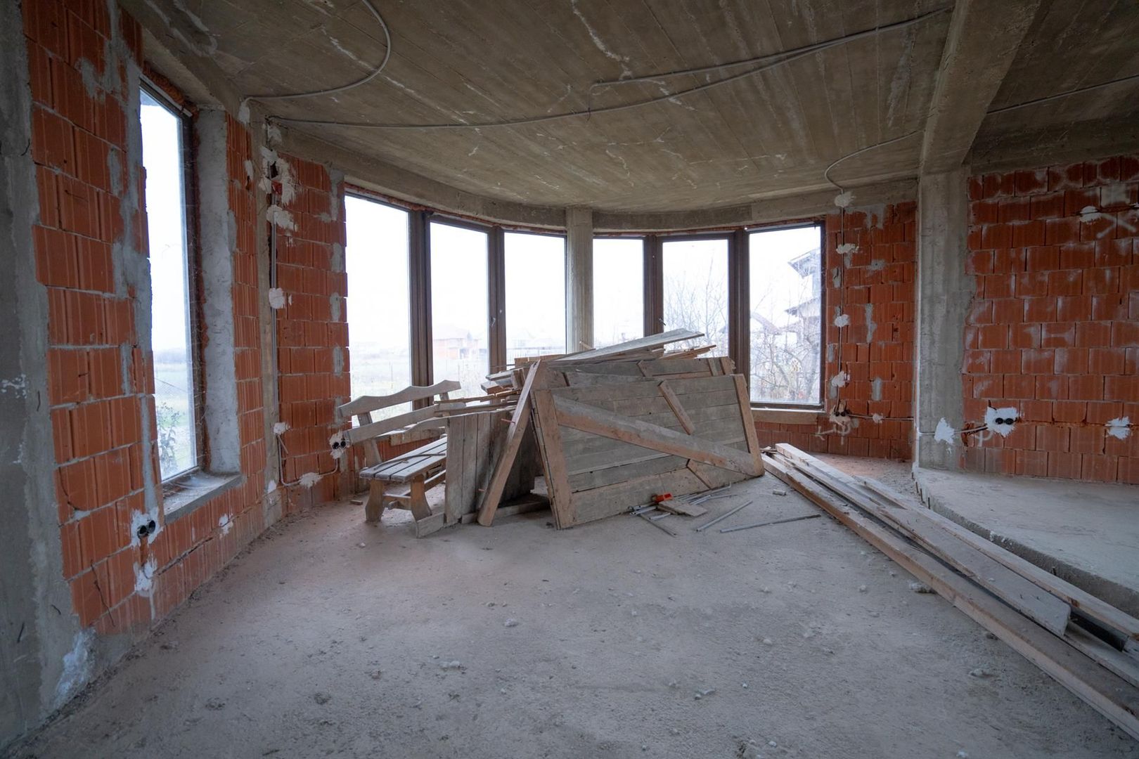 Casa de vanzare 7 camere P+E Sanmartin sat.Rontau - Poză 3