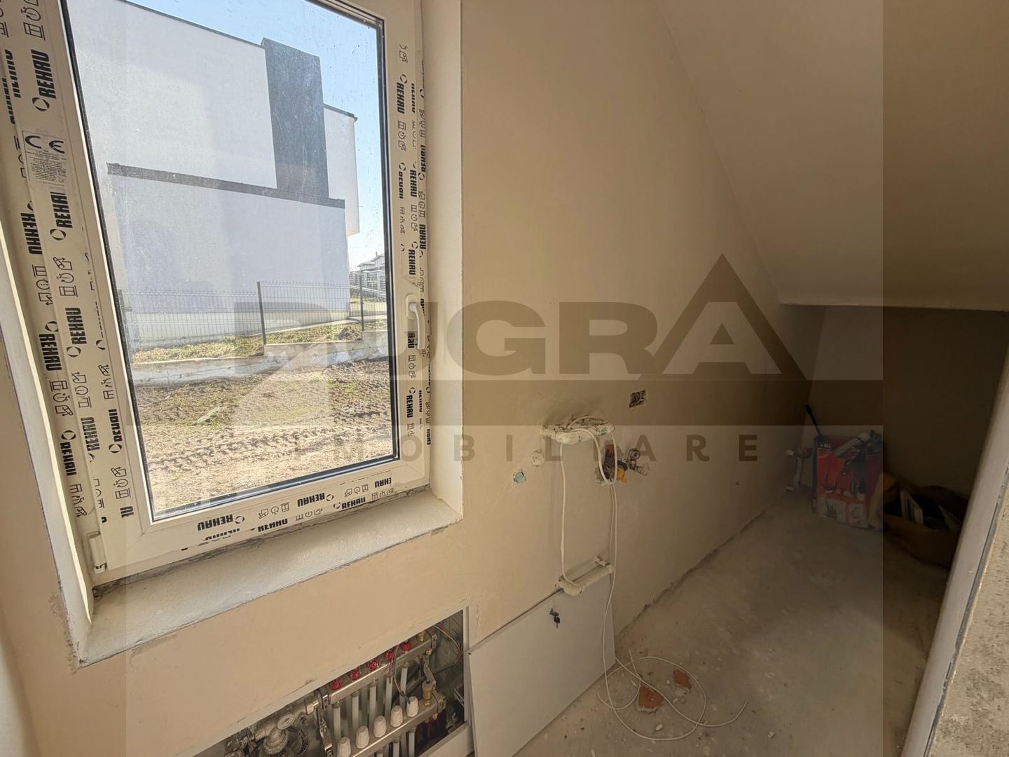 Casa individuala de lux, 119mp, teren 600mp, panoramic, Popesti - Poză 11