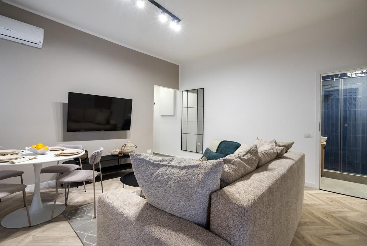 Apartament 3 camere I Parcul Cișmigiu I Calea Victoriei - Poză 1