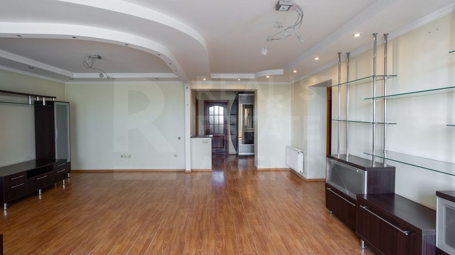 Vânzare, apartament, 3 camere, strada Melestiu, Centru - Poză 5