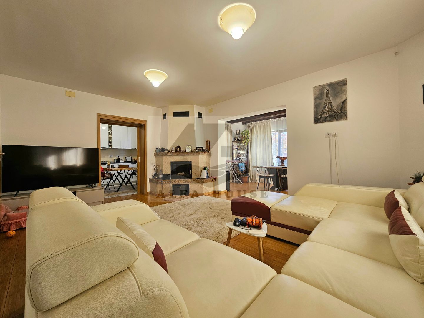 Casă individuala cu 5 camere, 270 mp, Tractorul - zona Coresi - Poză 5