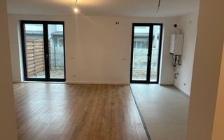 Vila moderna spatioasa - Poză 12