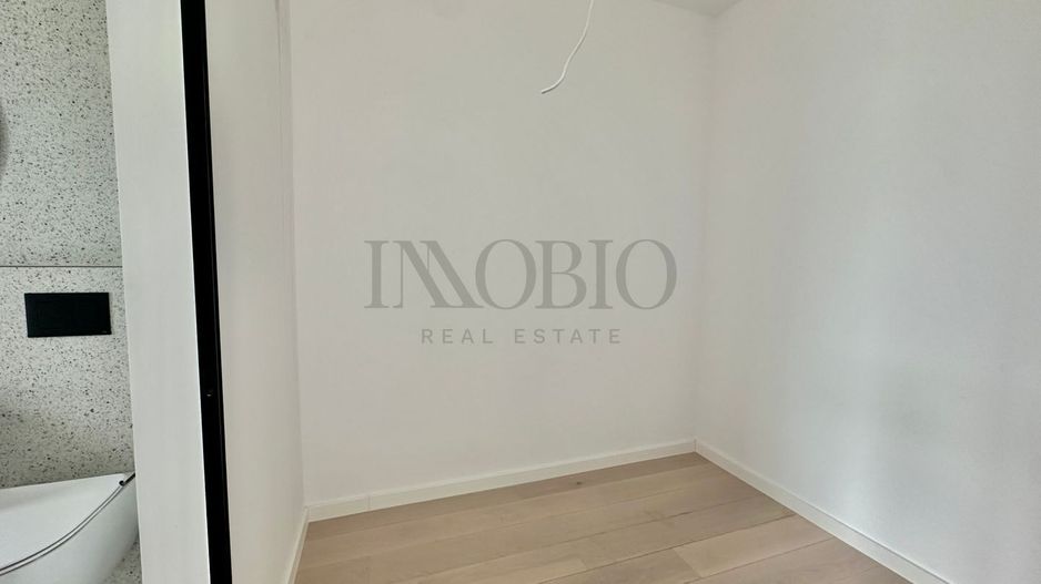 Vila 5 Camere | Rooftop Pool | Smart Home | - Poză 16
