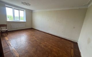Apartament cu 3 odăi în Ialoveni - Poză 3