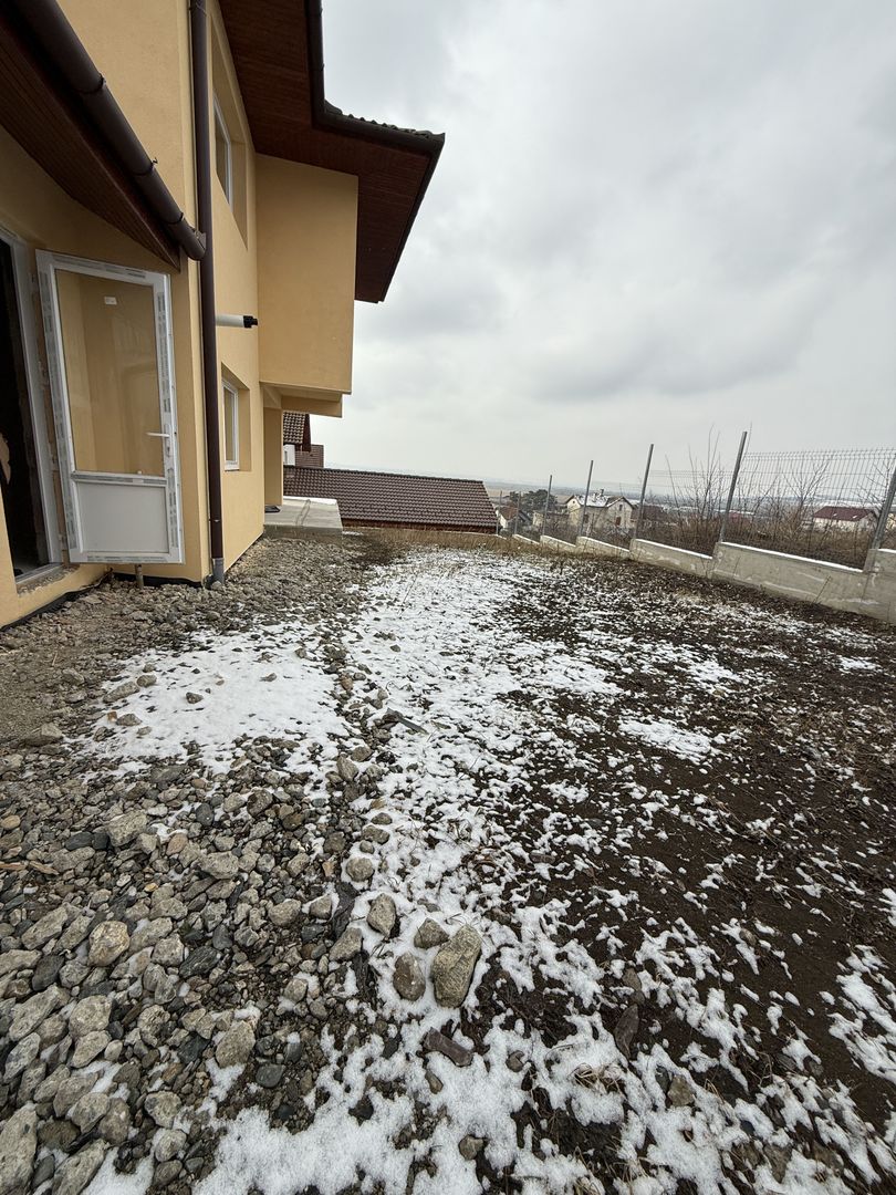 Casă de vânzare în Viile Sibiului – Confort și calitate premium! - Poză 14