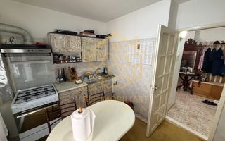 Apartament 3 camere , decomandat in 1Mai - Comision 0% - Poză 8