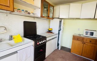 Casa singur in curte zona Velenta - Poză 7
