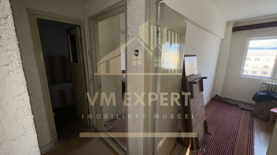 APARTAMENT 3 CAMERE ETAJ 4 VISOI CAMPULUNG - Poză 5