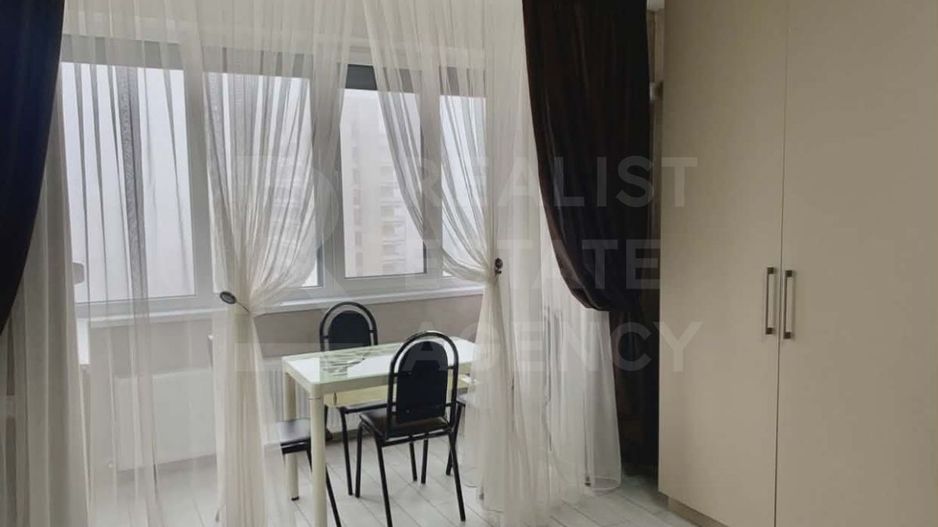 Chirie, apartament, o cameră, str. Lev Tolstoi, Centru - Poză 2