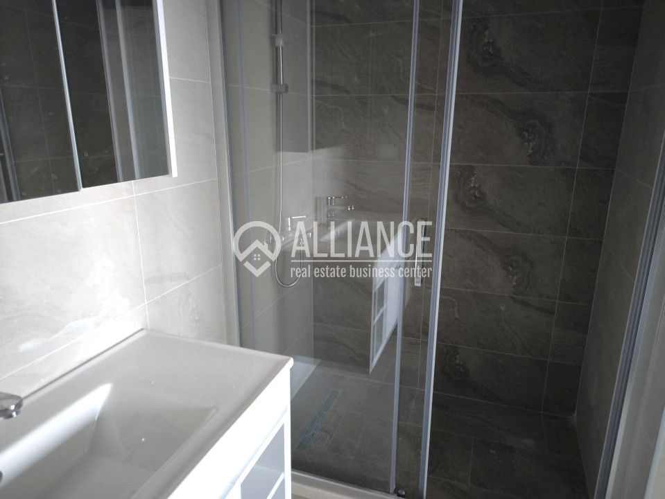 Inel 2/Primo(cod04)-3 camere decomandate 2 bai bloc nou - Poză 5