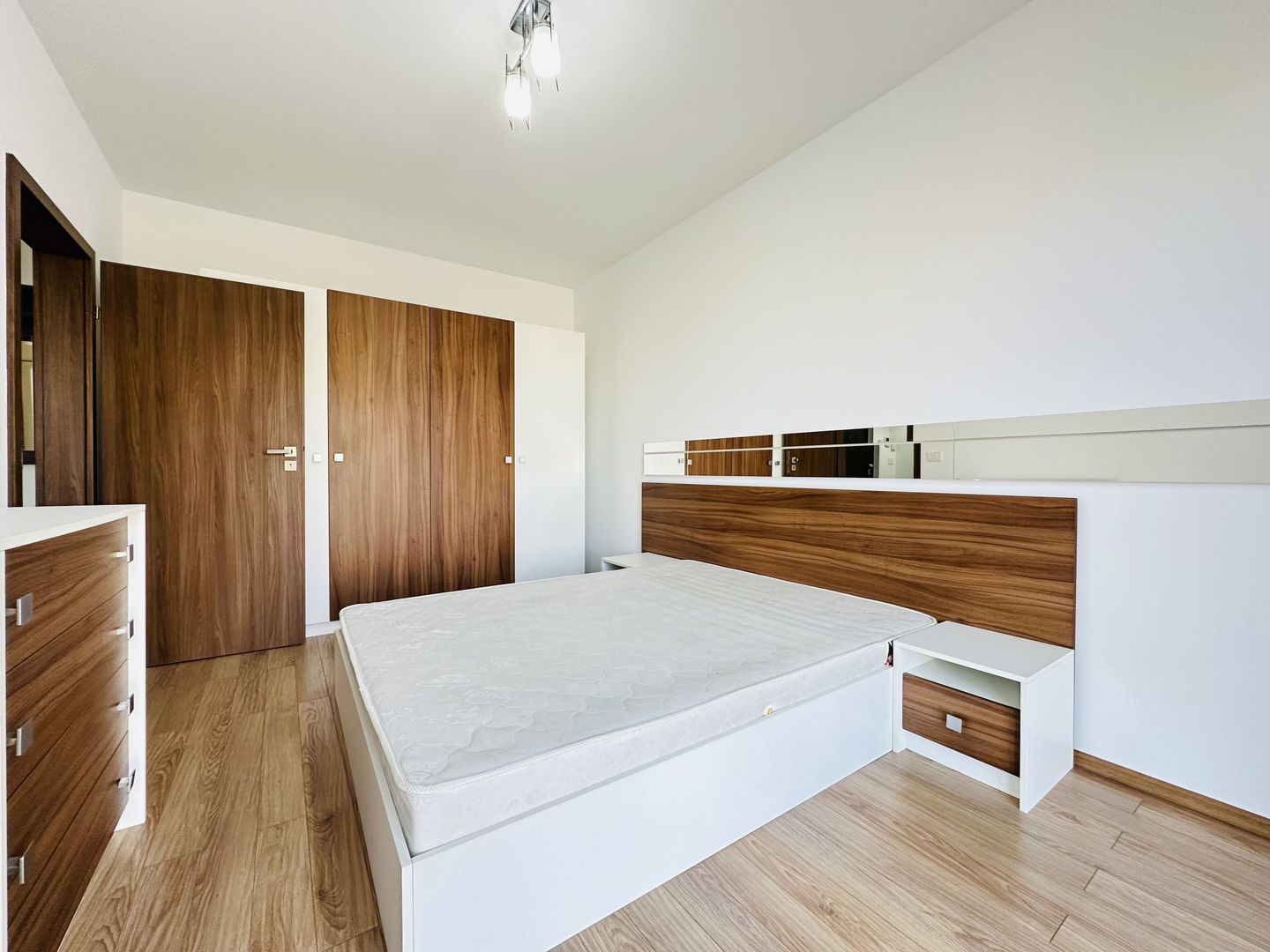 VANDUT - IRIS 12 Aradului - Mobilat & Utilat | Terasa & Parcare | Comision 0% - Poză 7