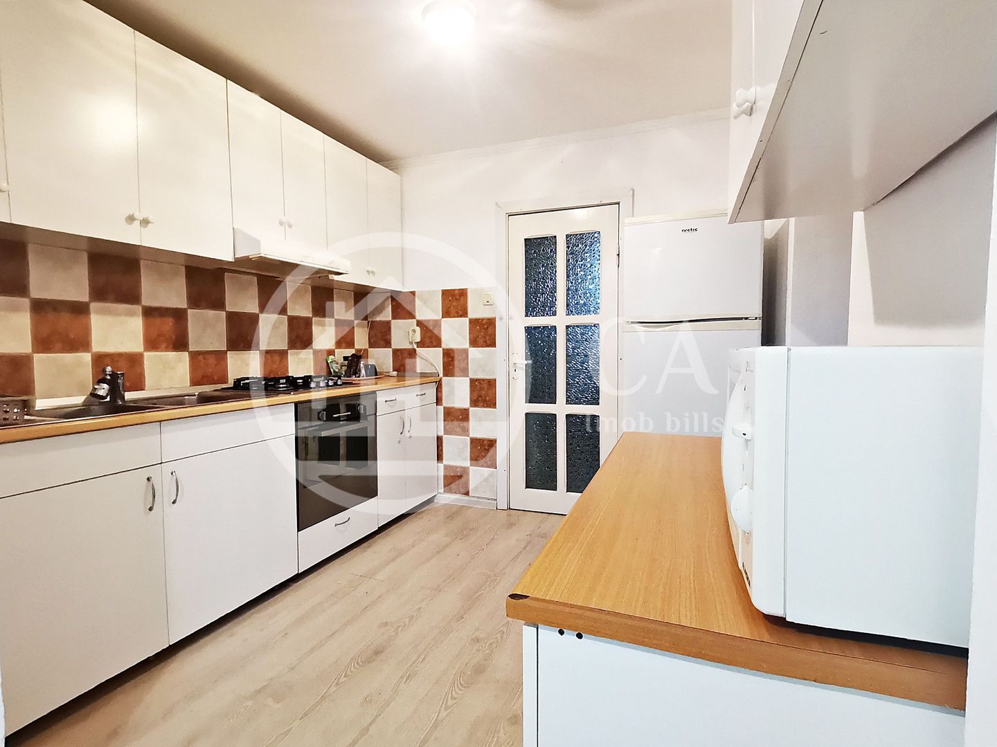 Casa cu 4 camere de inchiriat in zona centrala, Oradea - Poză 2