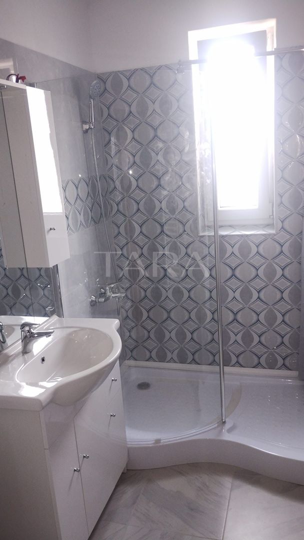 Apartament cu 3 camere în Florești, zona Peny . - Poză 11