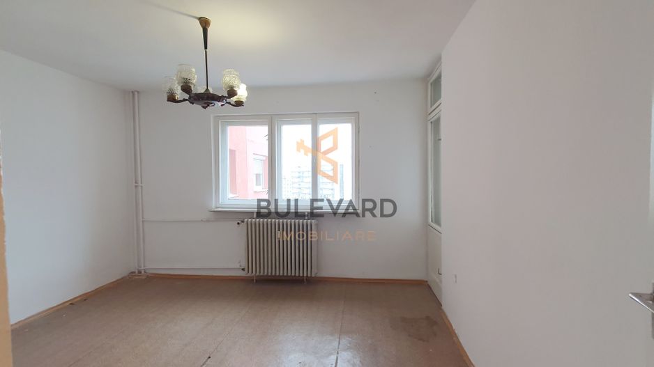 Apartament cu 2 camere decomandat, zona Winmarkt! - Poză 3