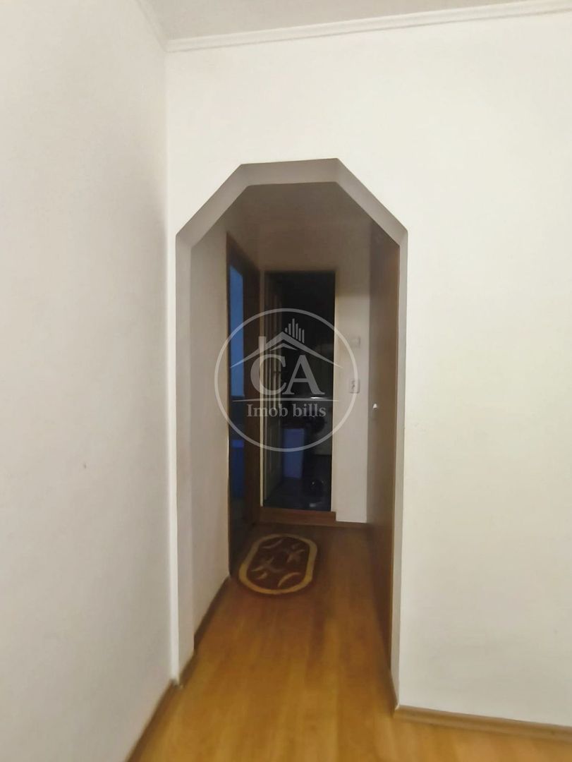 Apartament cu 2 camere de vânzare în zona Rogerius, Oradea - Poză 12