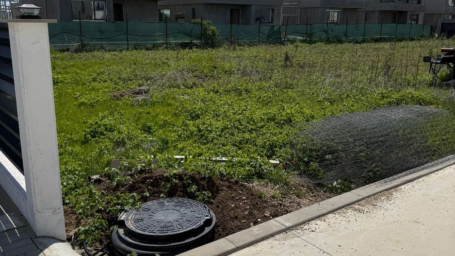 Teren plomba in complex de vile Tunari - Poză 2