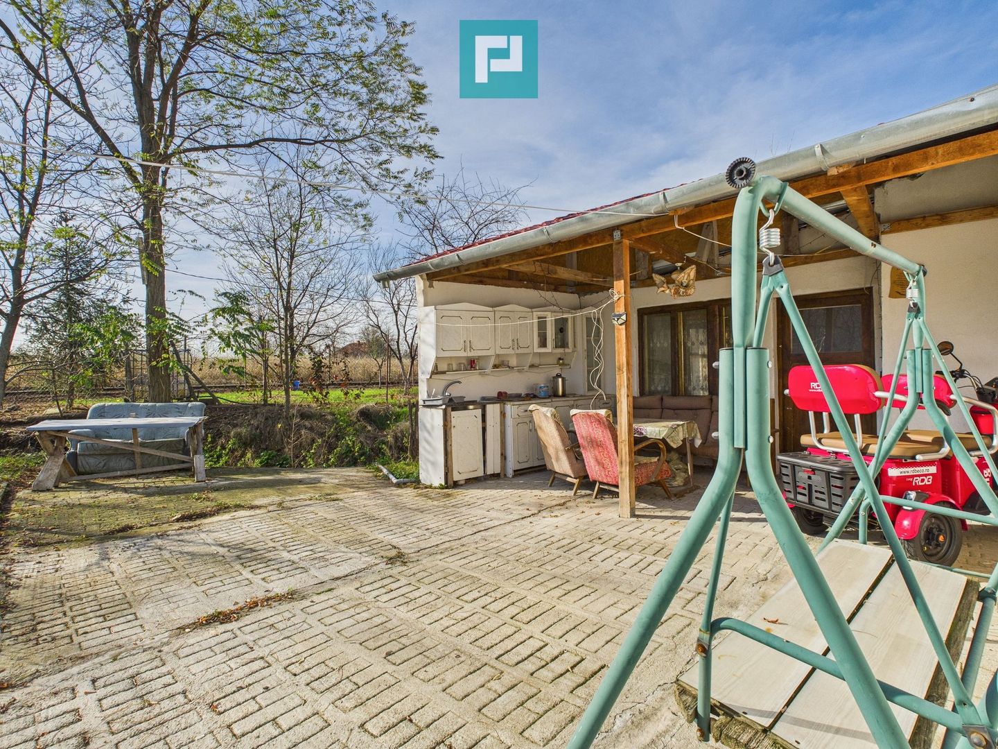 Casuță cu priveliște panoramică spre Cetatea Șiria - Poză 5