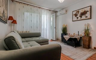 Apartament 3 camere, renovat, etaj intermediar, Manastur, zona Big! - Poză 1