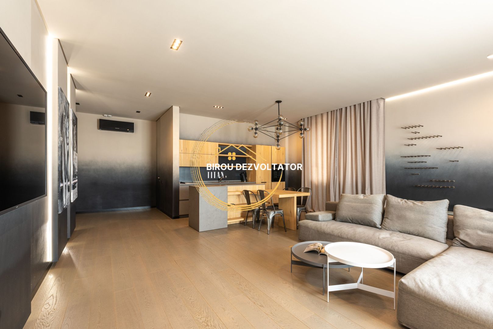 Decomandat Parcare bonus titan pallady metrou Teclu Ansamblu modern - Poză 4