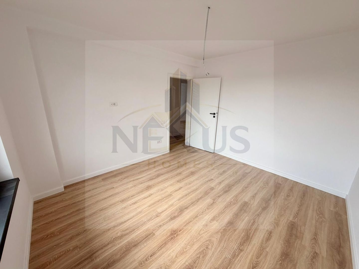 Casa Comuna Berceni | Incalzire prin pardoseala | 4 camere - Poză 9