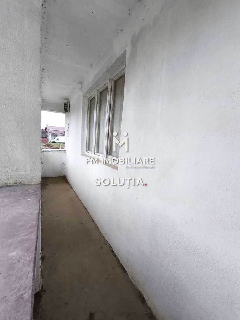 Casă de vânzare cu 10 ari teren -Central-Miresu Mare! - Poză 11