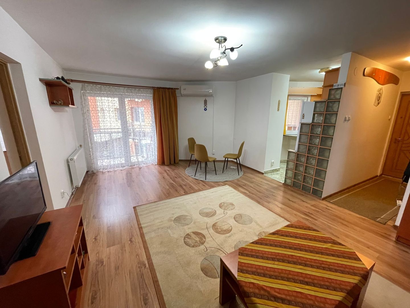 Apartament de închiriat | Gheorgheni | 2 camere si birou | Balcon - Poză 1