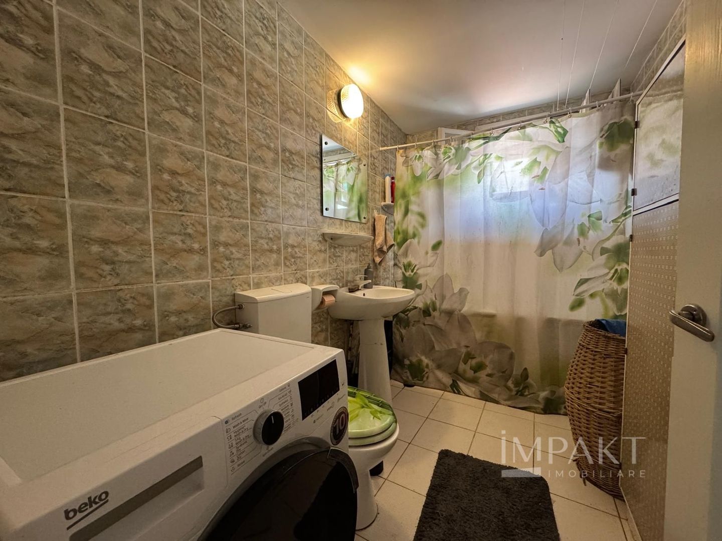 Casa cu teren generos in cartierul 'Intre Lacuri'!!! - Poză 12