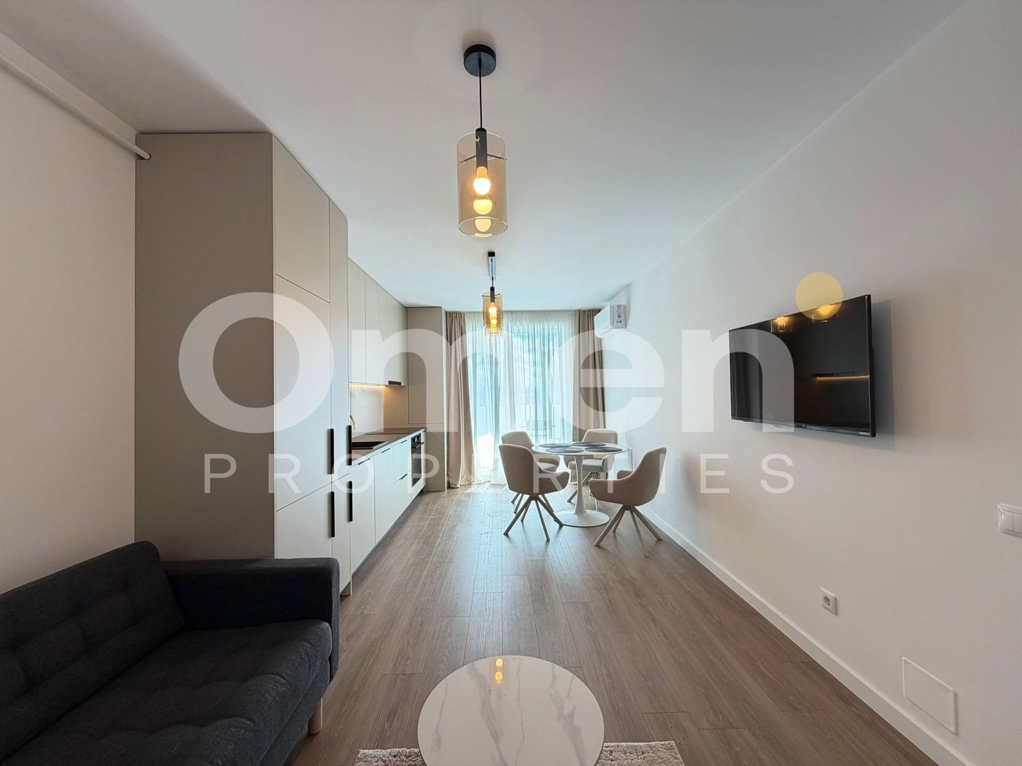 Prima inchiriere | 3 camere | parcare subterana | zona Stefan cel Mare - Poză 1