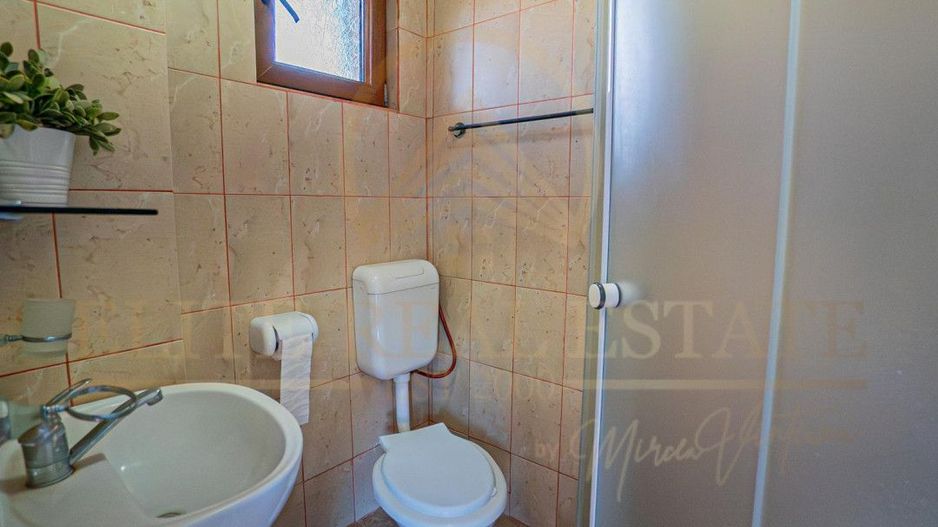Vila turistică complet funcțională! - Poză 9