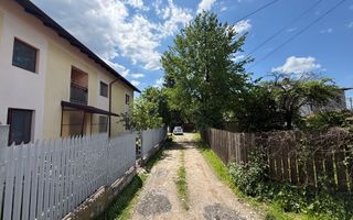 Vila construită in 2010 - P+1+pod - S=236 mp și curte 238 mp Campina! - Poză 43