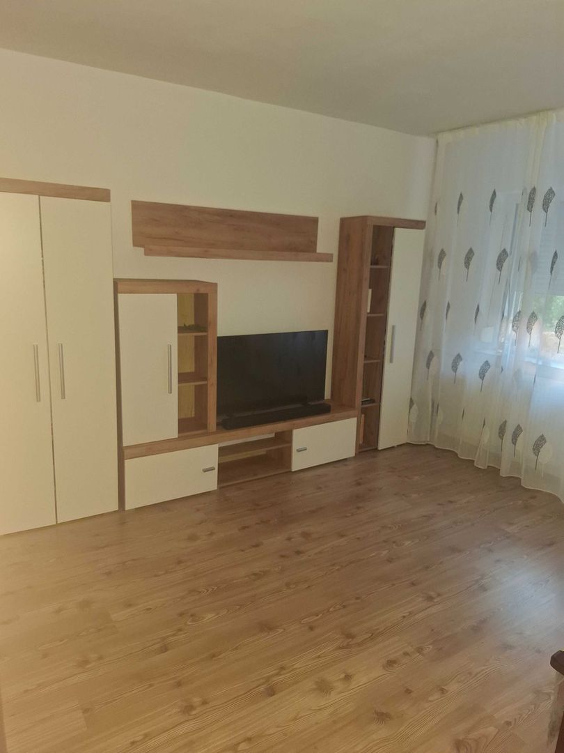 APARTAMENT SPATIOS ZONA PARCUL CIRCULUI - Poză 1