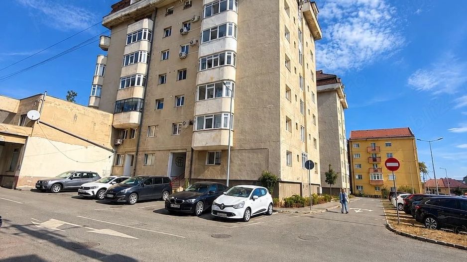 Apartament  de vanzare 4 camere, 102 mp,   Soseaua Alba Iulia - Poză 1