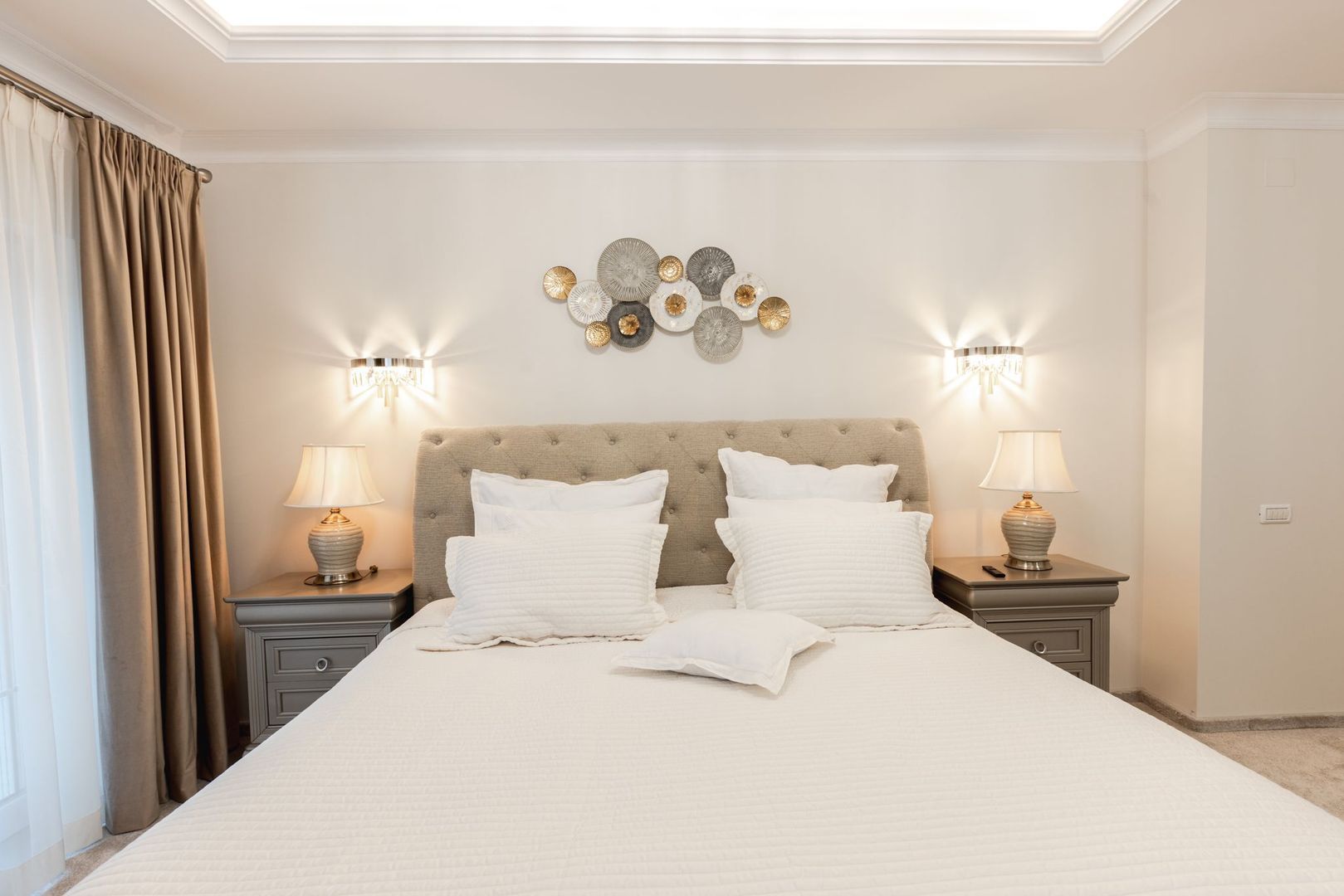 Vila deosebita langa pădure în Tunari - Poză 13