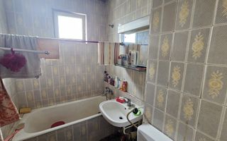 De Vanzare 3 camere la doar câțiva pași de metrou – Favorit - Poză 7