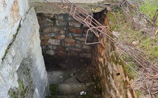 Teren casa 590mp + fundatie casa cu beci, Giarmata - Poză 3