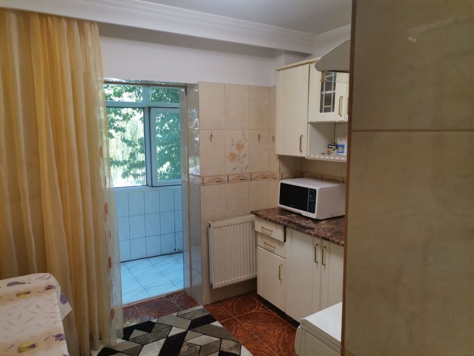 Inchiriere apartament Frati Golesti - Mc Donalds - Poză 11