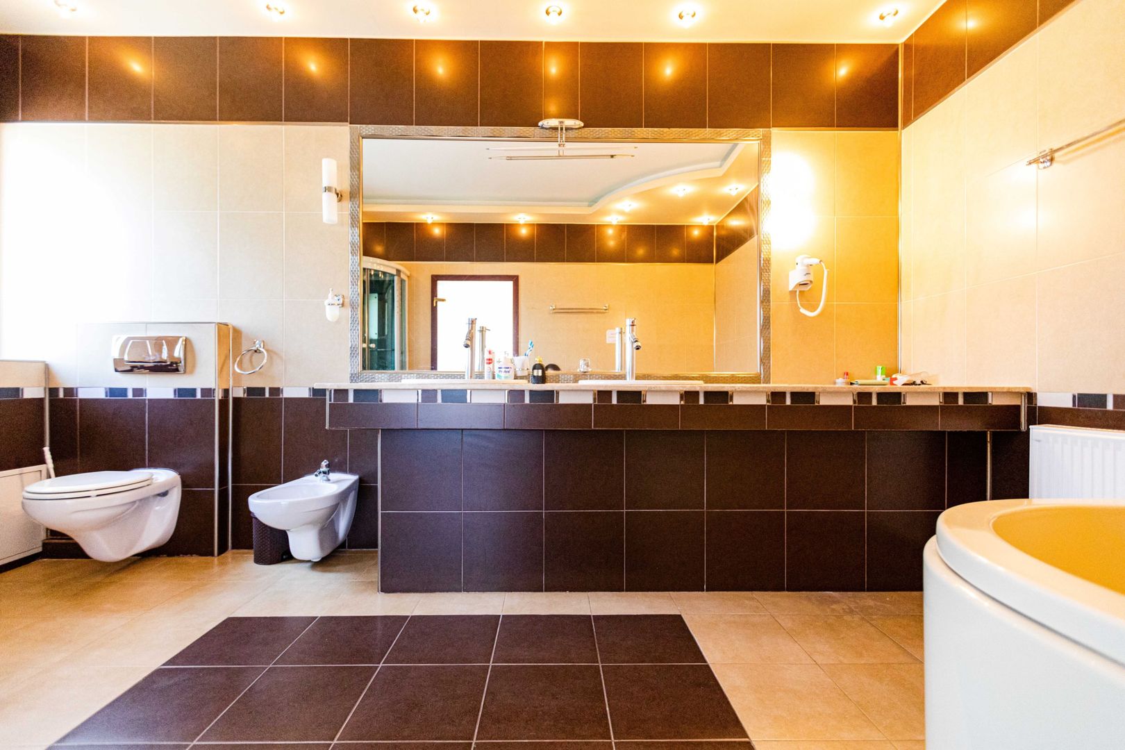 Dumbrăvița, la intrare – casă exclusivistă ideală locuință sau birou - Poză 17