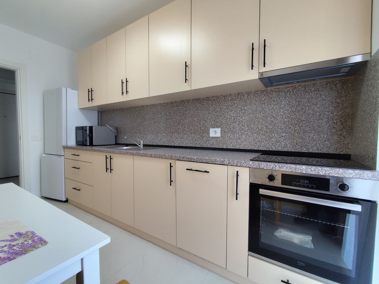 Apartament cu 2 camere de inchiriat, in Prima Arena, Iosia Sud, Oradea - Poză 11