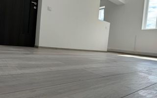 APARTAMENT 3 CAMERE ETAJ 2 CAMPULUNG - Poză 3