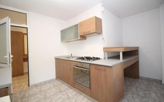 VANZARE 3 CAMERE | 2 BAI | ZONA DECEBAL - Poză 8