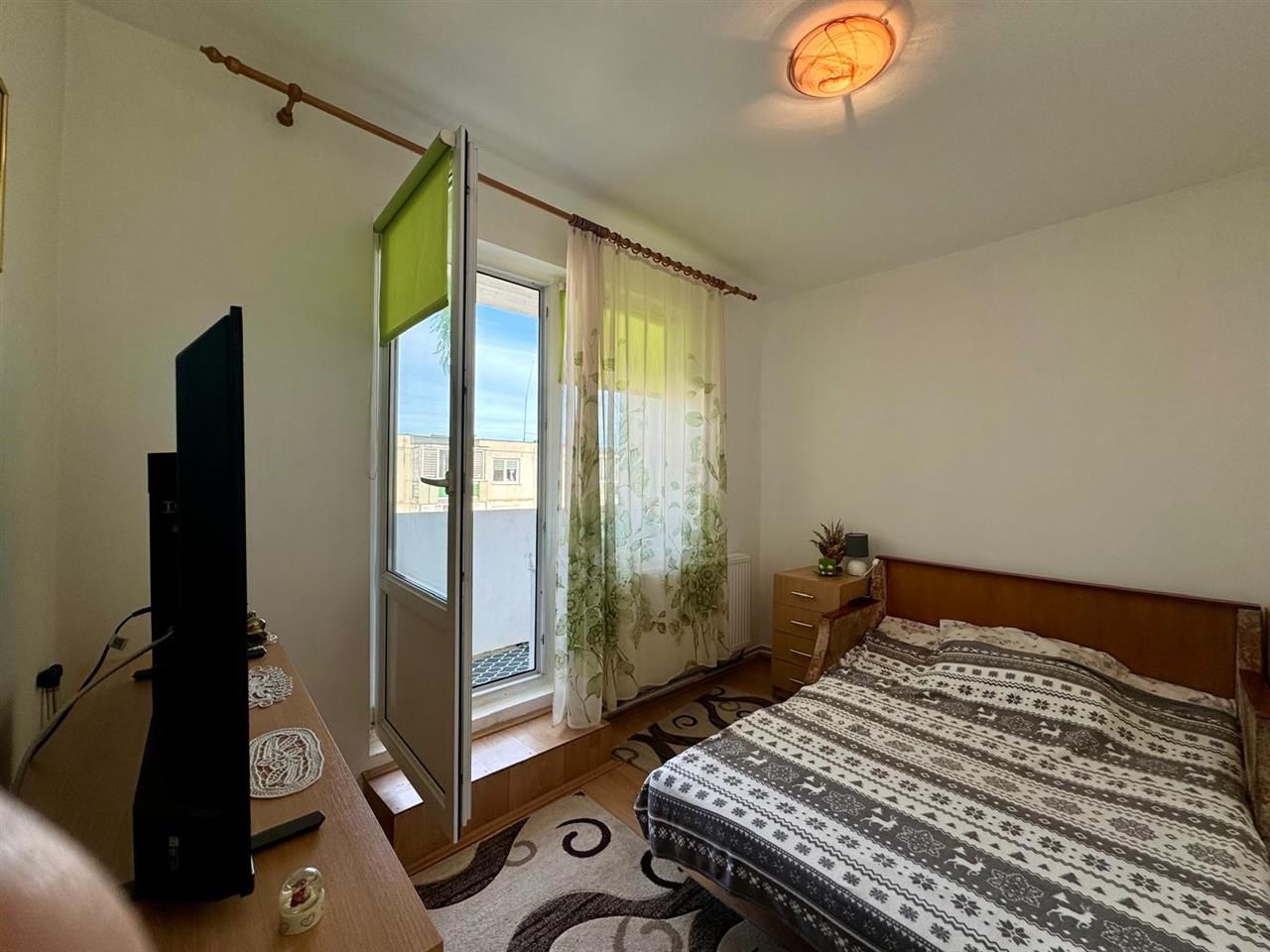 Decomandat, 2 bai, balcon, pivnita, Ungheni, Mures - Poză 11
