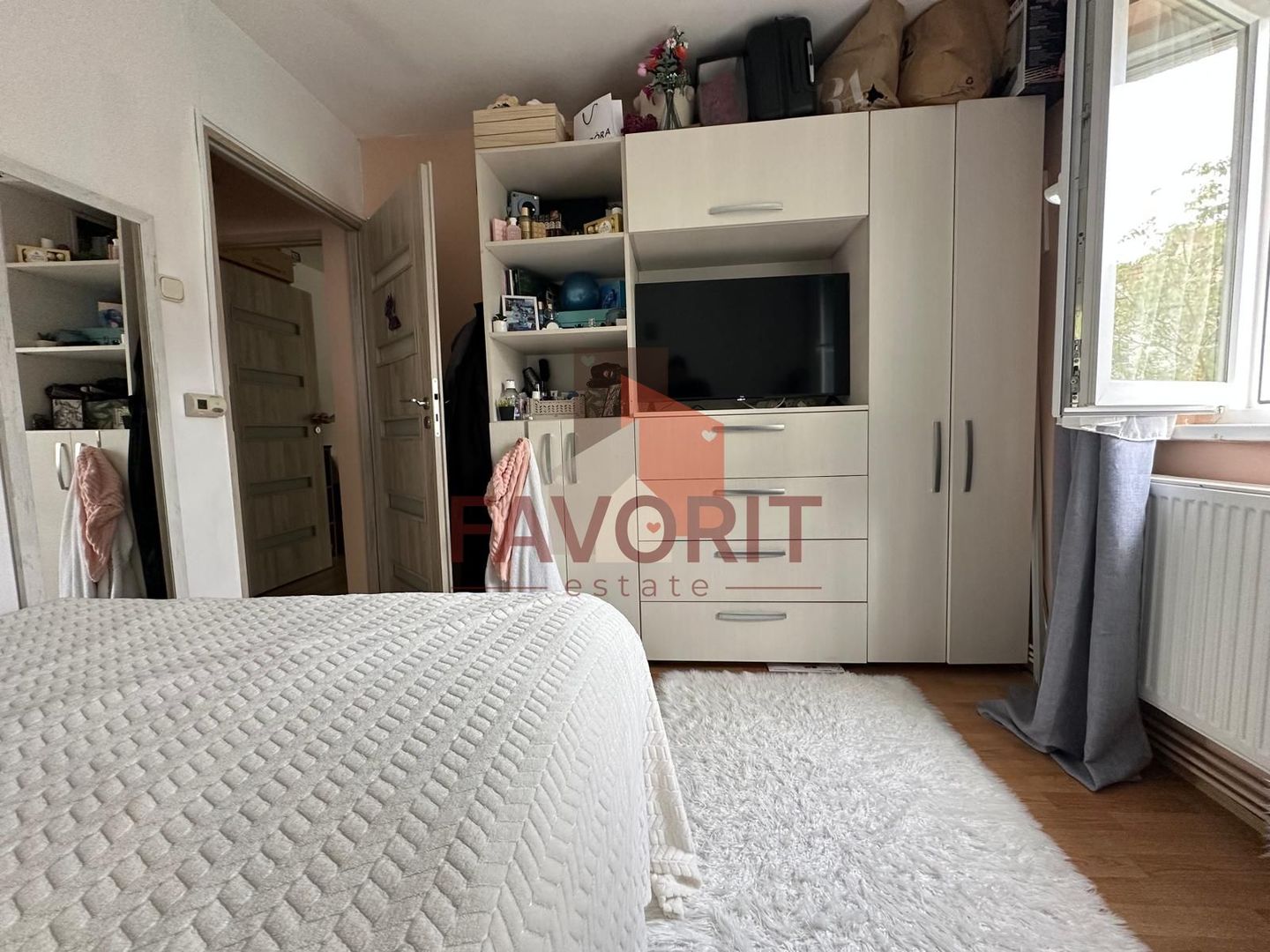 2 camere | etaj intermediar | centrala proprie | zona excelenta | - Poză 6