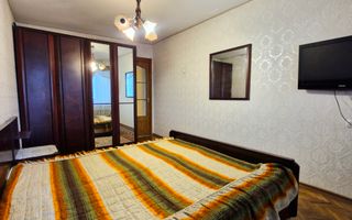 Chirie, apartament, 3 camere, Strada Calea Ieşilor, Sculeni - Poză 5