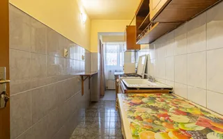 Garsoniera decomandata lăngă Avantgarden Bartolomeu - Poză 12