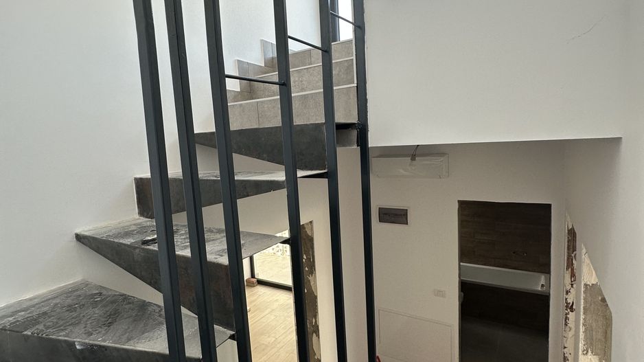 PROIECT DEOSEBIT - Poză 23