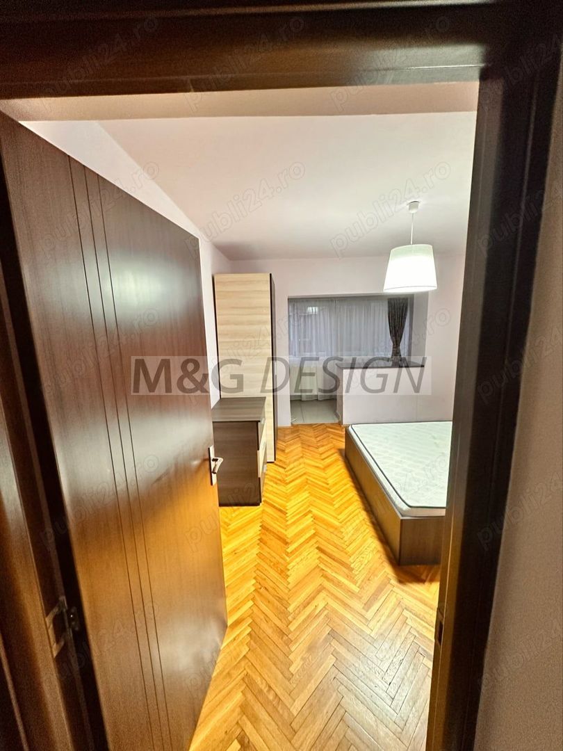 Apartament 4 camere Complexul Studentesc etaj 1 - Poză 4