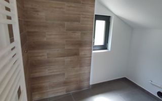Cabana Noua 3 camere cu acces la Lac-teren 300 mp-terasa-Colibita - Poză 7