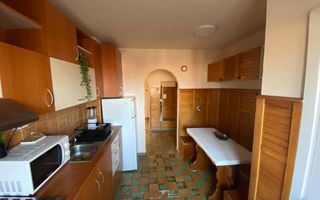 Apartament cu 4 camere in zona strazii Nicolae Titulescu - Poză 4