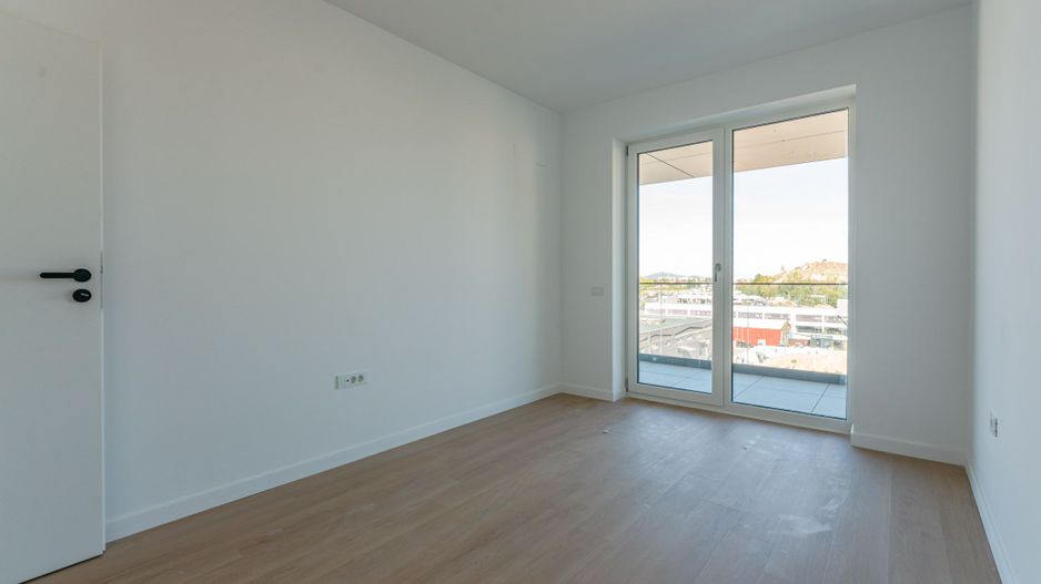 Studio Bartolomeu | 43 mp + Balcon 10 mp | Etaj 5/8 | Sală Polivalentă - Poză 7