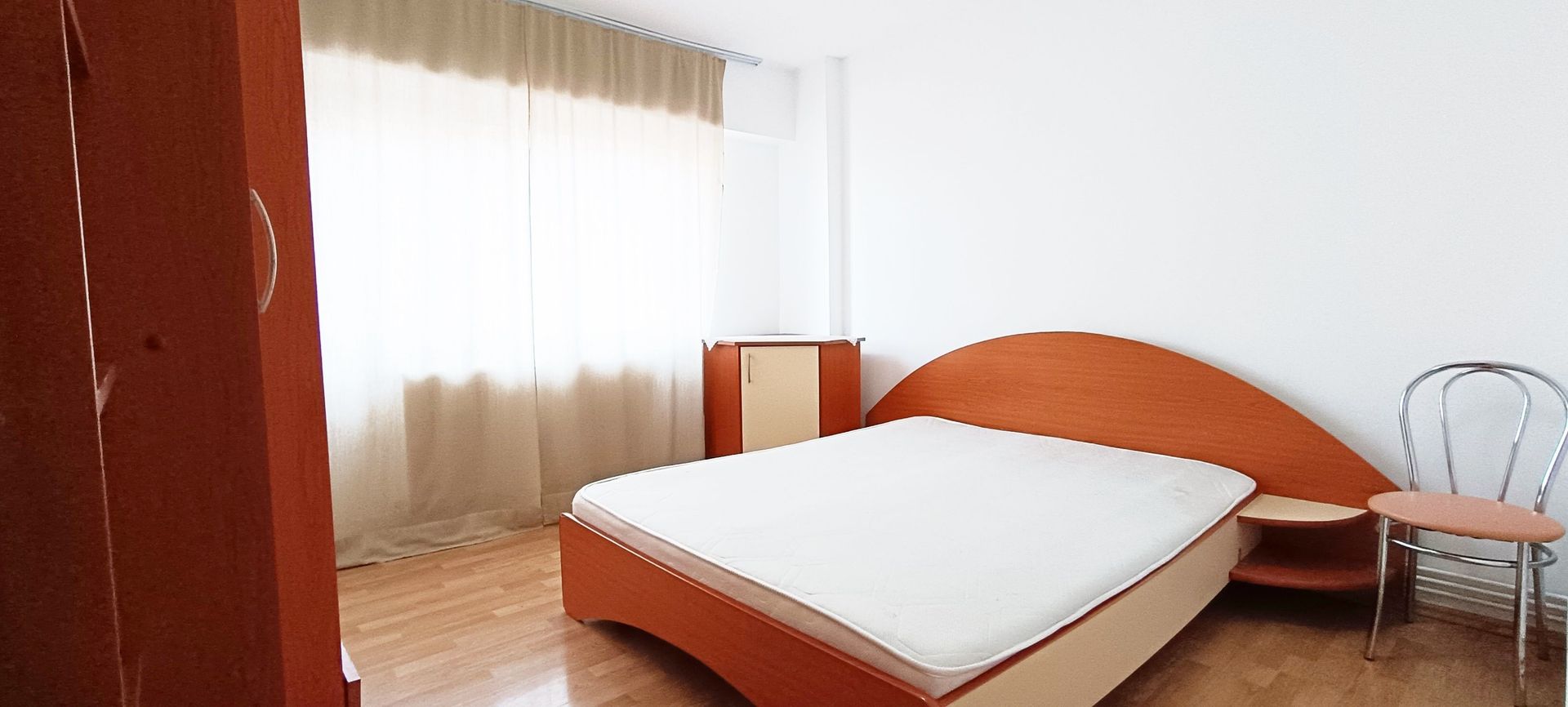 Apartament mobilat in Racadau-pietonala - Poză 4